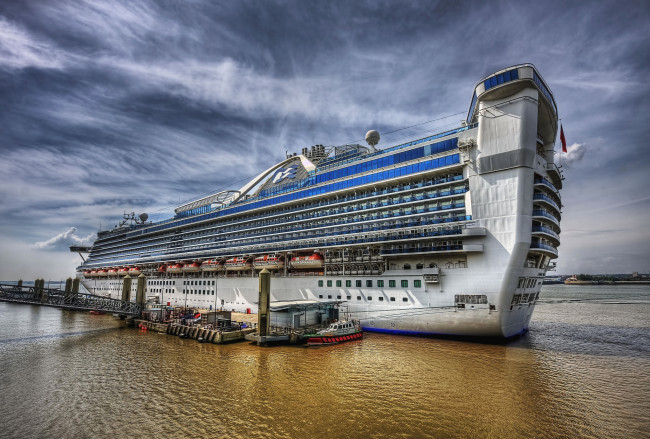 Обои картинки фото caribbean princess, корабли, лайнеры, лайнер, причал, океанский, круиз