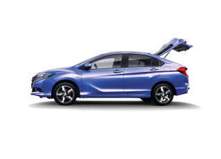 Картинка автомобили honda gienia