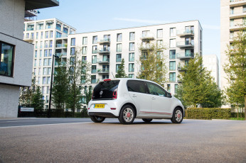 обоя автомобили, volkswagen, c, 300, mercedes-benz