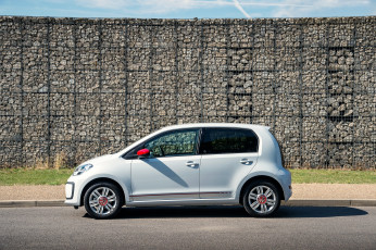 Картинка автомобили volkswagen c 300 mercedes-benz