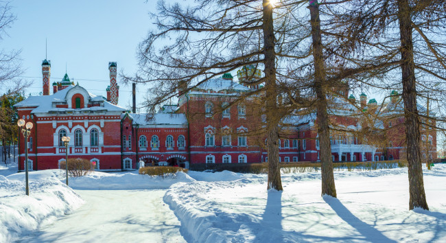 Обои картинки фото замок шереметева, юрино, города, - дворцы,  замки,  крепости, республика, марий, эл, дворец, россия, зима, шереметевский, замок