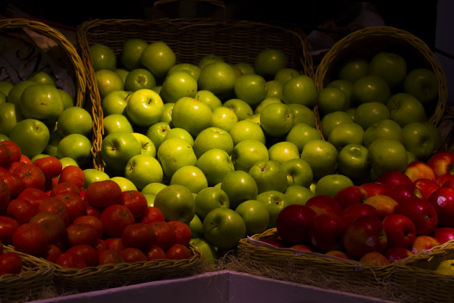 Обои картинки фото еда, Яблоки, снедь