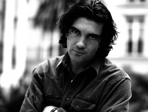 Картинка мужчины antonio+banderas актер рубашка