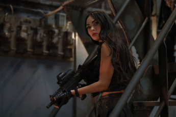 Картинка expend4bles+ +2023+ кино+фильмы the+expendables+4 expendables4 2023 кадры megan fox актриса неудержимые боевик меган фокс gina