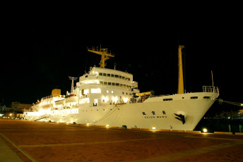 Картинка корабли другое освещения ночь