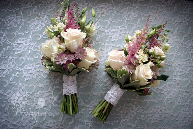 Обои картинки фото цветы, букеты, композиции, эустома, кружево, астрантия, розы, левкой