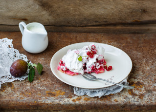 Картинка еда пироги смородина безе