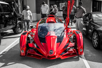 Картинка автомобили выставки уличные фото t-rex campagna