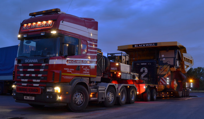 Обои картинки фото scania, автомобили, судовые, автобусы, ab, грузовые, швеция, дизельные, двигатели