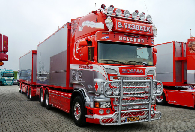 Обои картинки фото scania, автомобили, швеция, дизельные, двигатели, судовые, автобусы, грузовые, ab