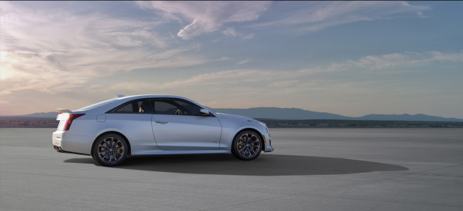 Обои картинки фото автомобили, cadillac, coupe, ats-v, 2016г, светлый