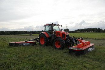 Картинка техника тракторы kubota