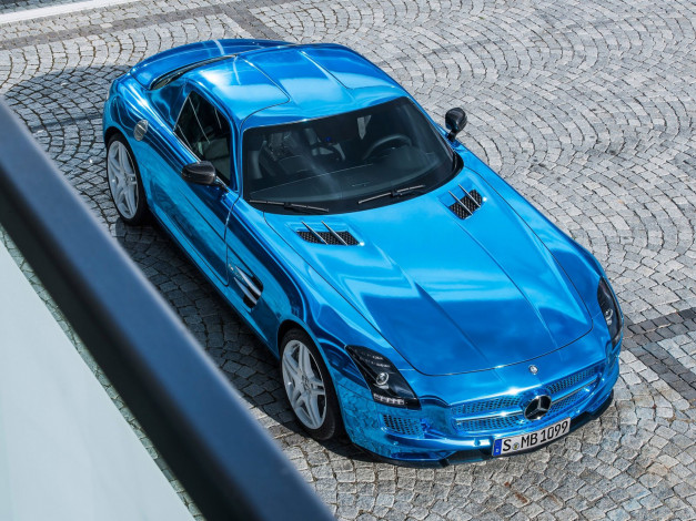 Обои картинки фото mercedes-benz sls amg coupe electric drive 2014, автомобили, mercedes-benz, drive, electric, coupe, amg, sls, 2014
