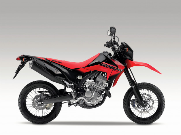 Обои картинки фото мотоциклы, honda