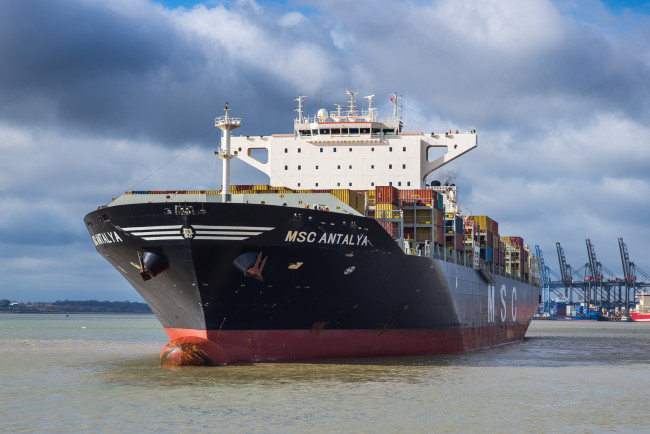 Обои картинки фото корабли, грузовые суда, порт