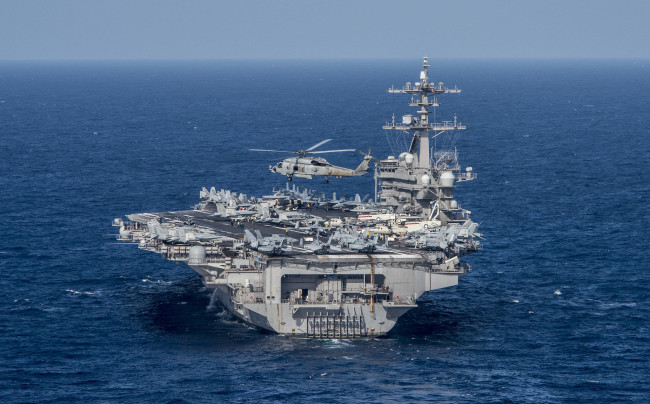 Обои картинки фото uss carl vinson, корабли, авианосцы,  вертолётоносцы, авианосец, океан