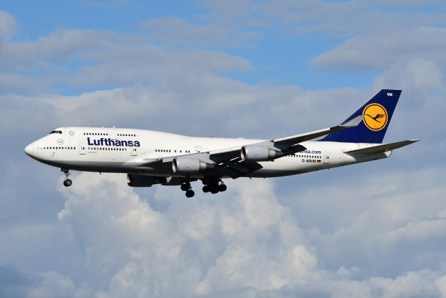 Обои картинки фото авиация, пассажирские самолёты, авиалайнер