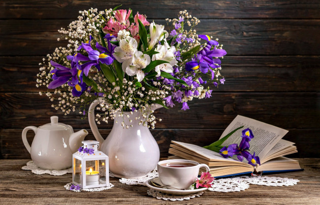 Обои картинки фото еда, натюрморт, свеча, чай, букет, книга