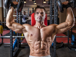 Картинка спорт body+building гантели бодибилдинг тренировки тренажерный зал денис гусев wallpapersgood