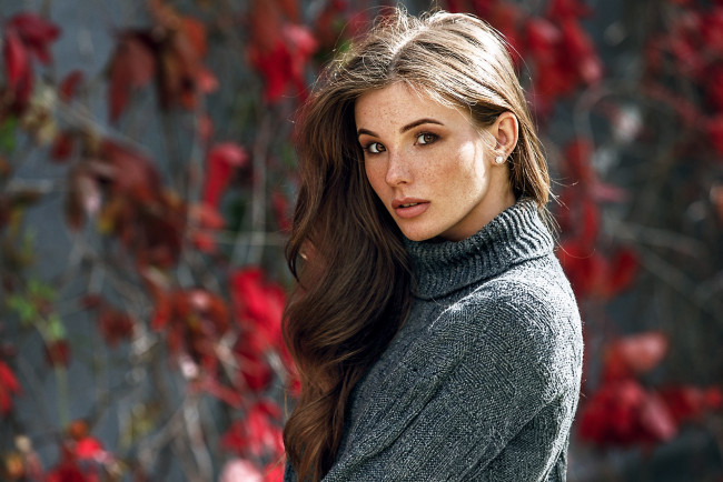 Обои картинки фото anna fedotova, девушки, анна федотова, anna, fedotova, шатенка, портрет, лицо, анна, федотова, веснушки, девушка, модель, красотка, красавица, флирт, стройная, фигура, сексуальная, секси, поза, взгляд, макияж