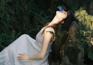 Картинка азиатская+красота девушки -+азиатки девушка женщина брюнетка темноволосая сексуальная модель звезда позирует разная обувь верхняя стильная одежда нижнее эротическое бельё трусы лифчик колготки чулки аксессуары макияж и множество элементов на фотографии