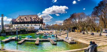 обоя констанц,  германия, города, - улицы,  площади,  набережные, германия, парк, люди, дома, деревья, пруд