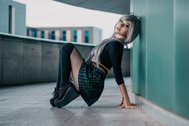 Обои картинки фото сексуальная девушка, девушки, - рыжеволосые и разноцветные, девушка, женщина, разноцветная, сексуальная, модель, звезда, позирует, разная, обувь, верхняя, стильная, одежда, нижнее, эротическое, бельё, трусы, лифчик, аксессуары, макияж, колготки, чулки, и, множество, элементов, на, фотографии