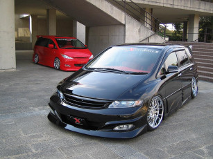 Картинка автомобили разные вместе