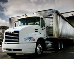 Картинка автомобили mack
