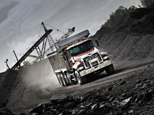 Картинка автомобили mack