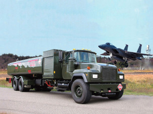 Картинка автомобили mack