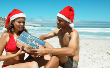 Картинка разное мужчина+женщина девушка подарок улыбка парень