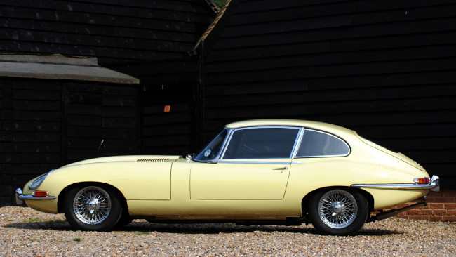 Обои картинки фото jaguar, type, автомобили, автомобиль, стиль, мощь, скорость