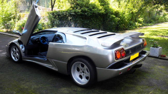 Обои картинки фото lamborghini, diablo, автомобили, автомобиль, стиль, мощь, скорость