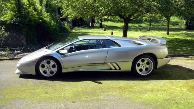 Обои картинки фото lamborghini, diablo, автомобили, автомобиль, стиль, мощь, скорость