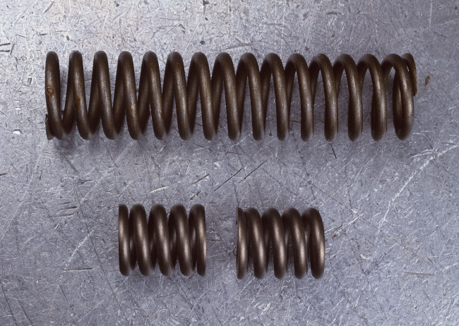 Обои картинки фото разное, строительные, инструменты, запчасти, механизмы, пружина