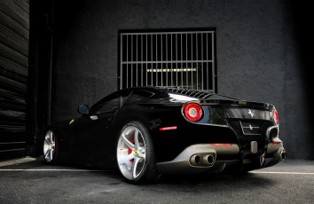 Картинка f12 автомобили ferrari