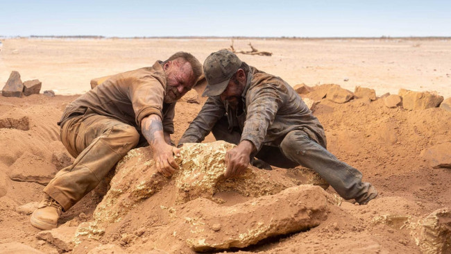 Обои картинки фото gold || 2022, кино фильмы, gold, жажда, золота, триллер, зак, эфрон, anthony, hayes