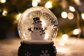 Картинка праздничные снеговики новогодняя