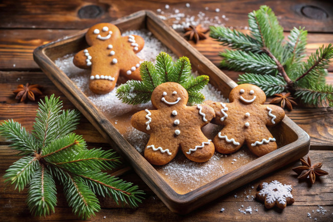 Обои картинки фото 3д графика, праздники , holidays, еловые, ветки, пряничные, человечки