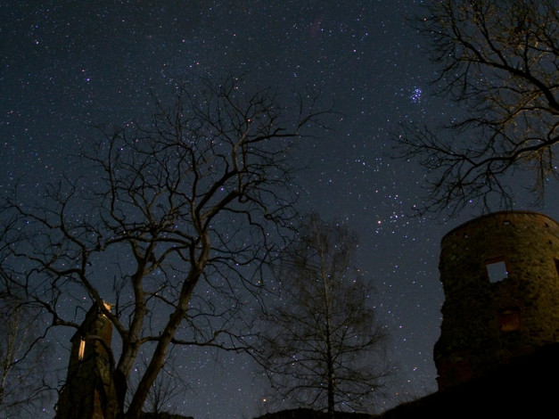Обои картинки фото замок, звёзды, космос, звезды, созвездия
