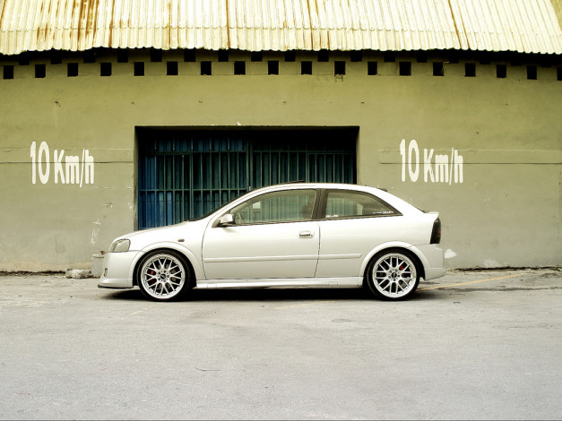 Обои картинки фото автомобили, opel