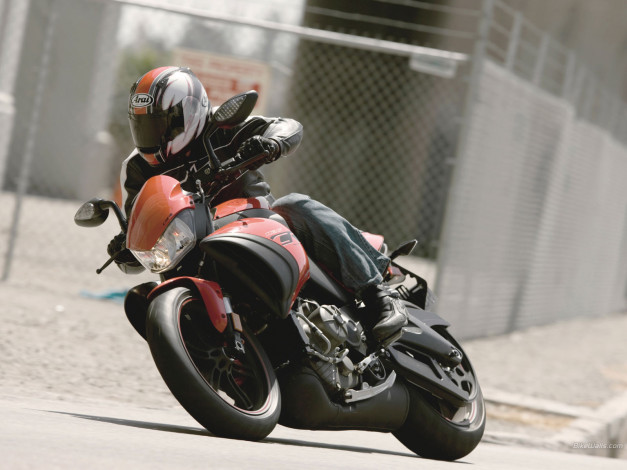 Обои картинки фото мотоциклы, buell