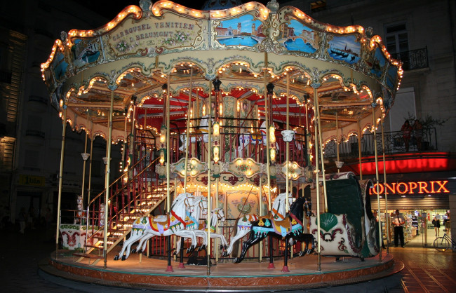 Обои картинки фото разное, карусели, качели, аттракционы, лошадки, карусель, ночь