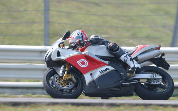 Картинка спорт мотоспорт гонка трек мотоцикл