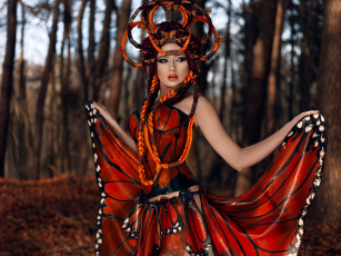 Картинка девушки -unsort+ креатив бабочки девушка косы наряд monarch in latex макияж причёска