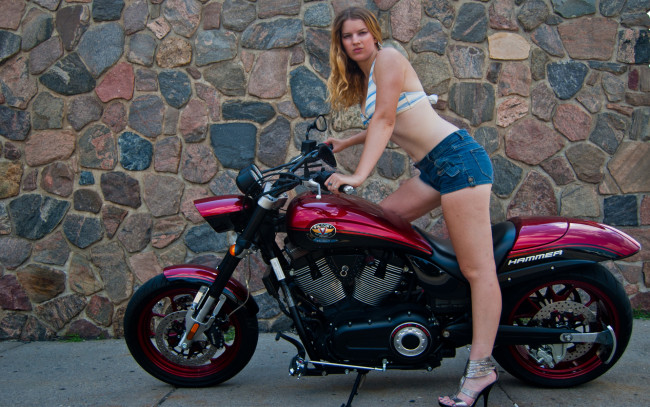 Обои картинки фото мотоциклы, мото с девушкой, woman, bike