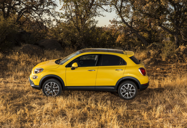 Обои картинки фото 2014 fiat 500x trekking plus, автомобили, fiat, тюнинг, желтый, металлик