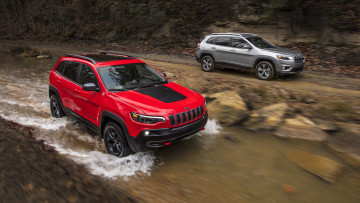 обоя jeep cherokee trailhawk and cherokee limited 2019, автомобили, jeep, 2019, limited, cherokee, trailhawk