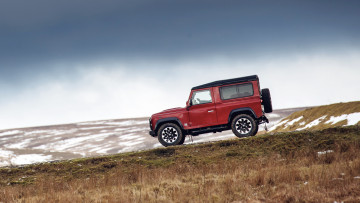 Картинка land+rover+defender+works+v8+ 2018 автомобили land-rover land rover склон тест драйв v8 defender works